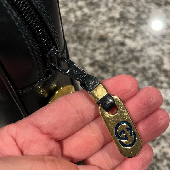 Gucci Vintage Navy Crossbody - Picture 6 of 16